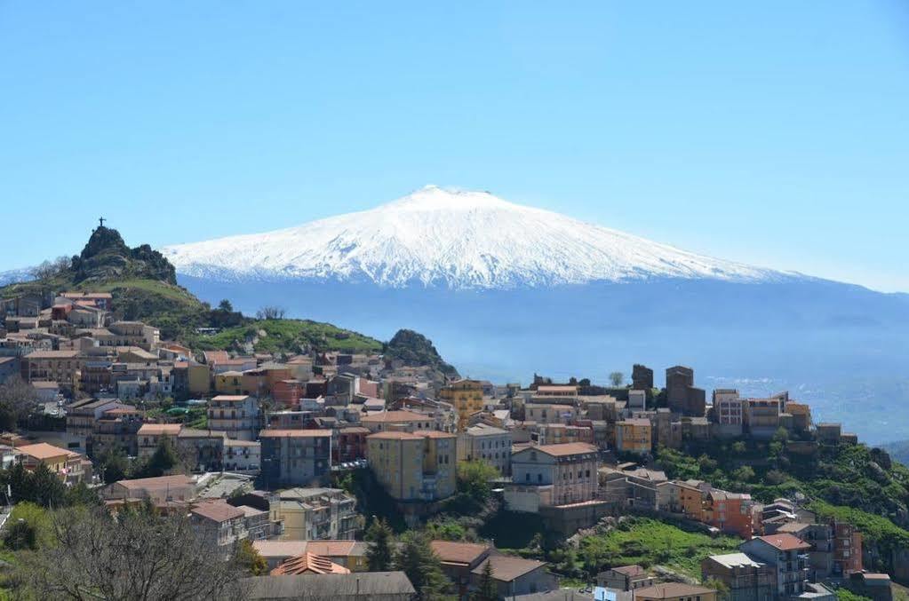 Serra San Biagio Calatabiano Esterno foto